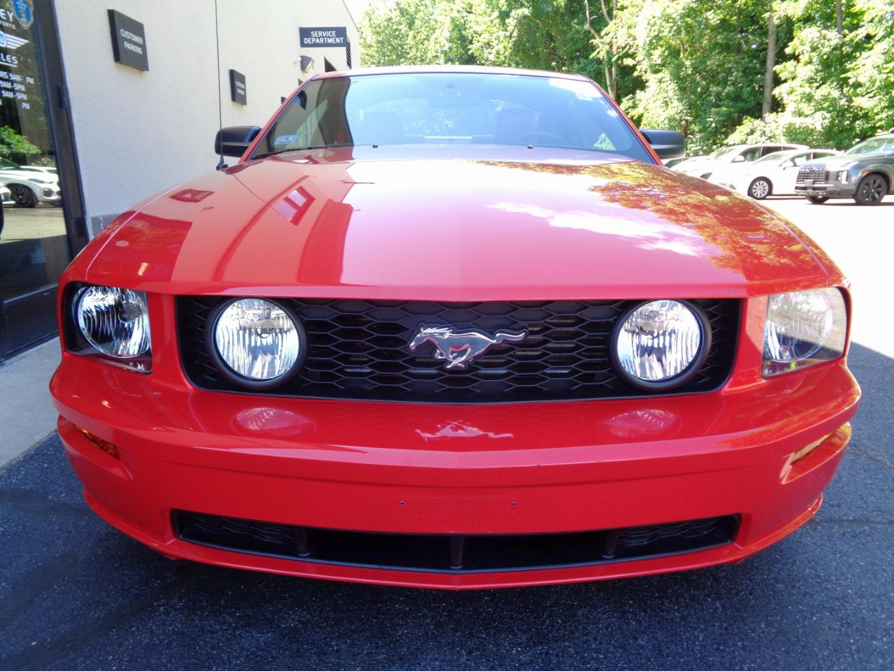 Ford Mustang 2dr Cpe GT Deluxe 2006