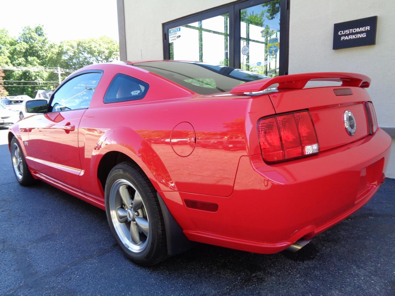 Ford Mustang 2dr Cpe GT Deluxe 2006
