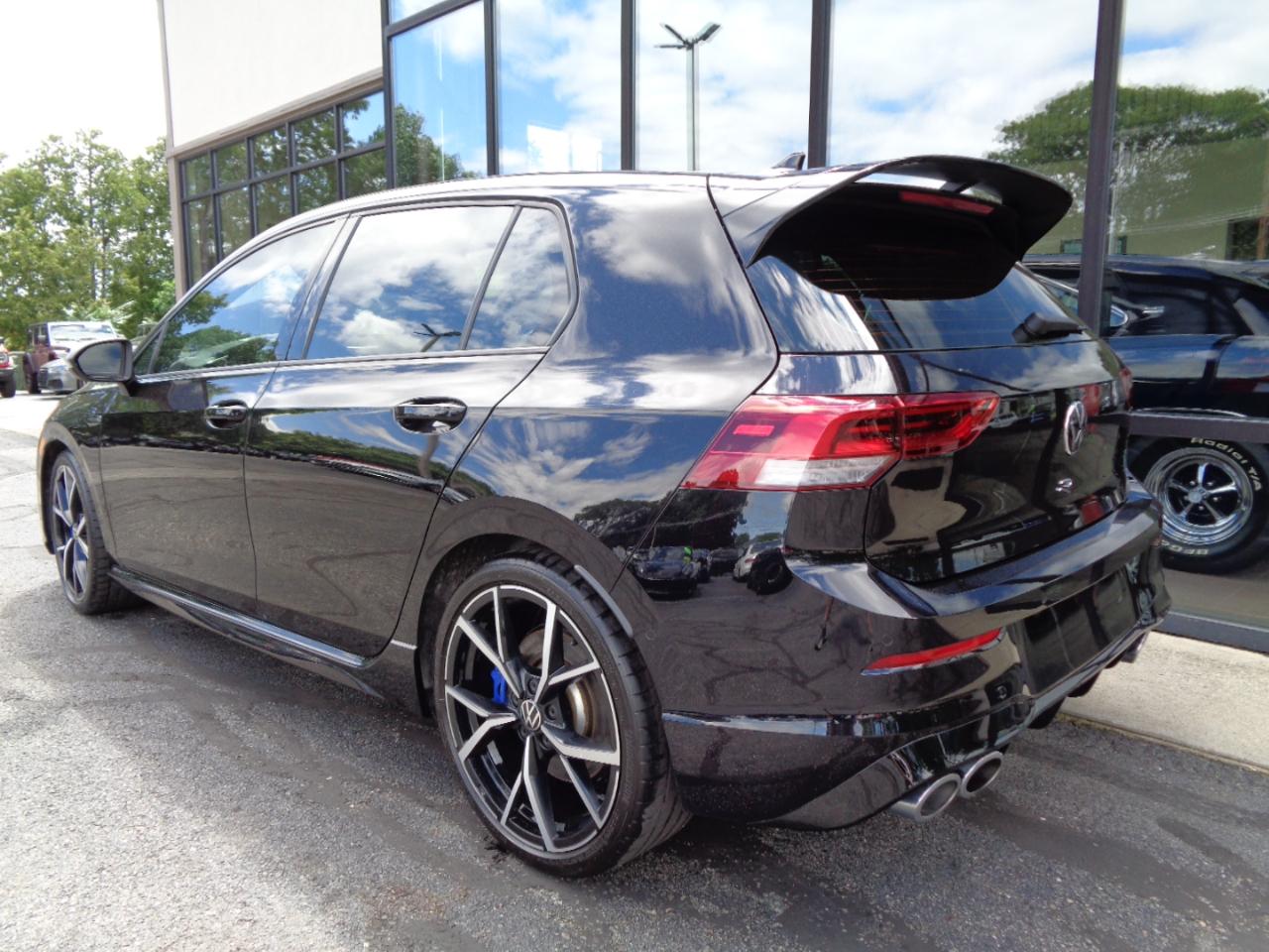 Volkswagen Golf R 2.0T DSG 2024