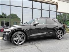 2024 Genesis GV70 