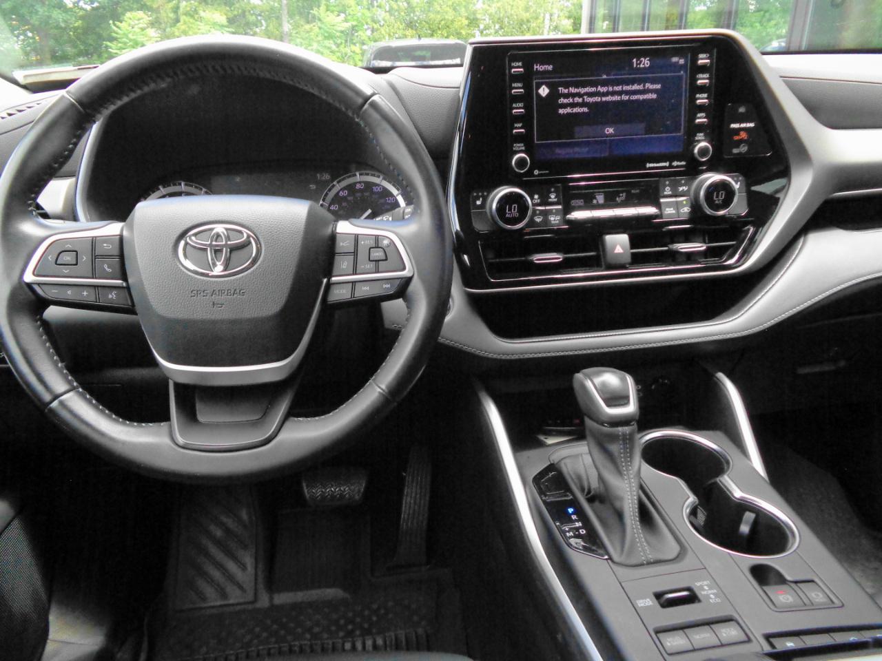 Toyota Highlander XLE AWD (Natl) 2022