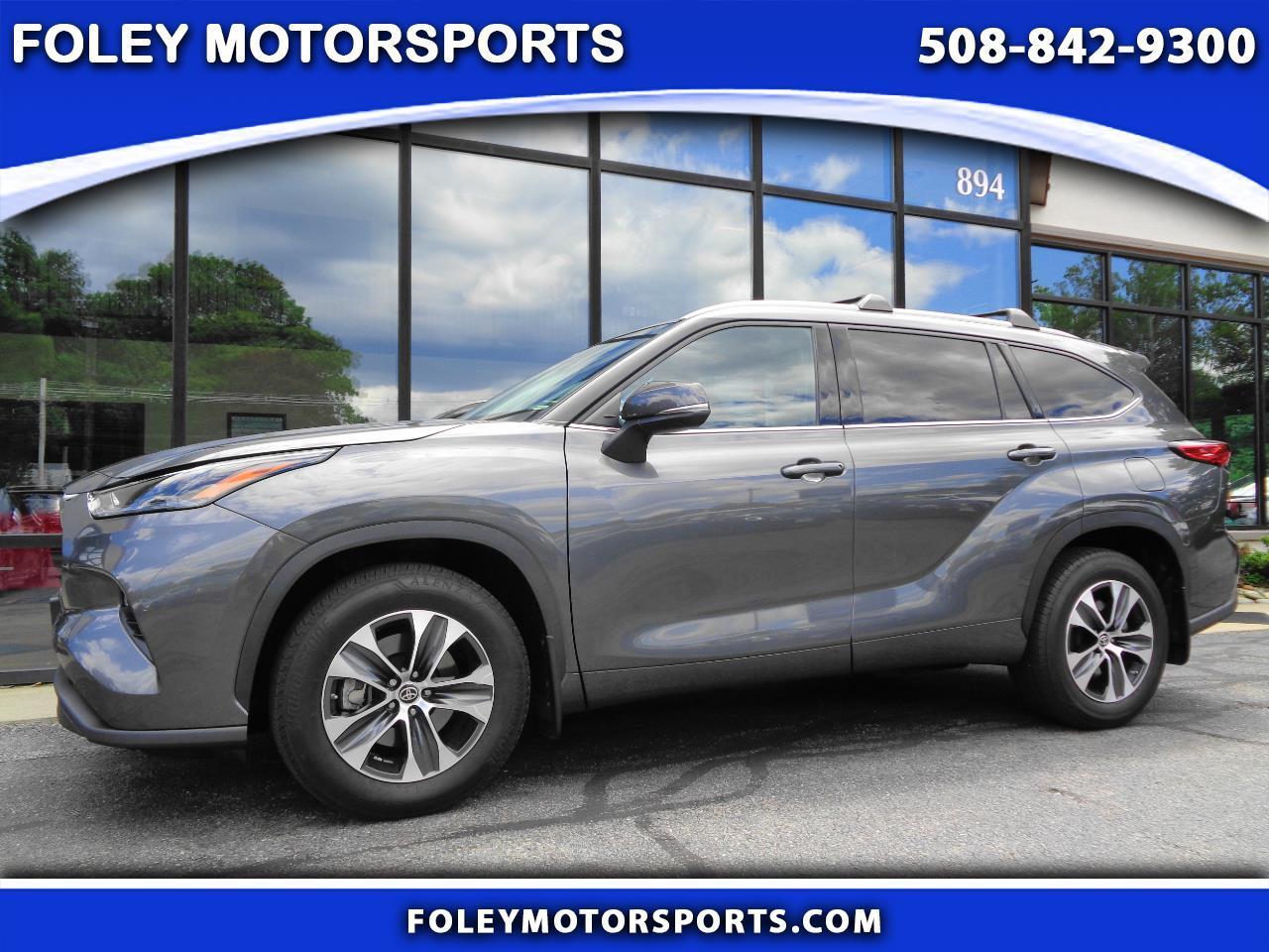 Toyota Highlander XLE AWD (Natl) 2022