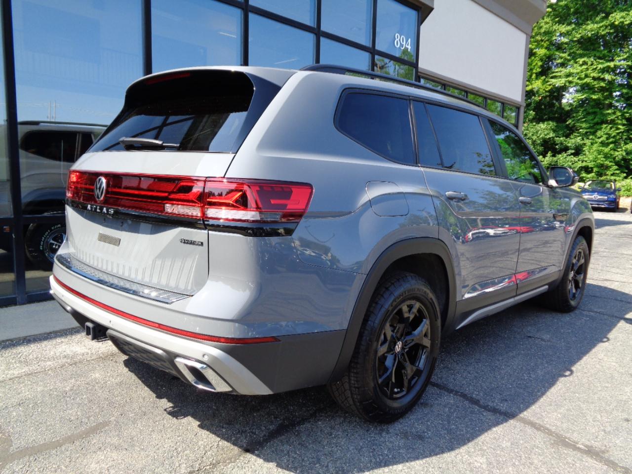Volkswagen Atlas 2.0T Peak Edition 4MOTION 2025