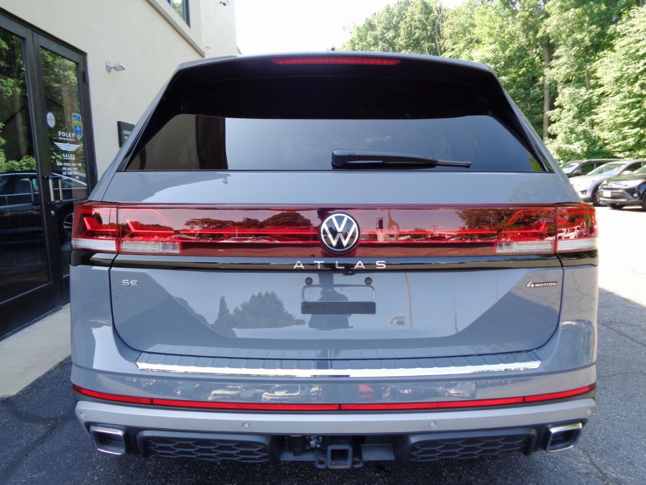 Volkswagen Atlas 2.0T Peak Edition 4MOTION 2025