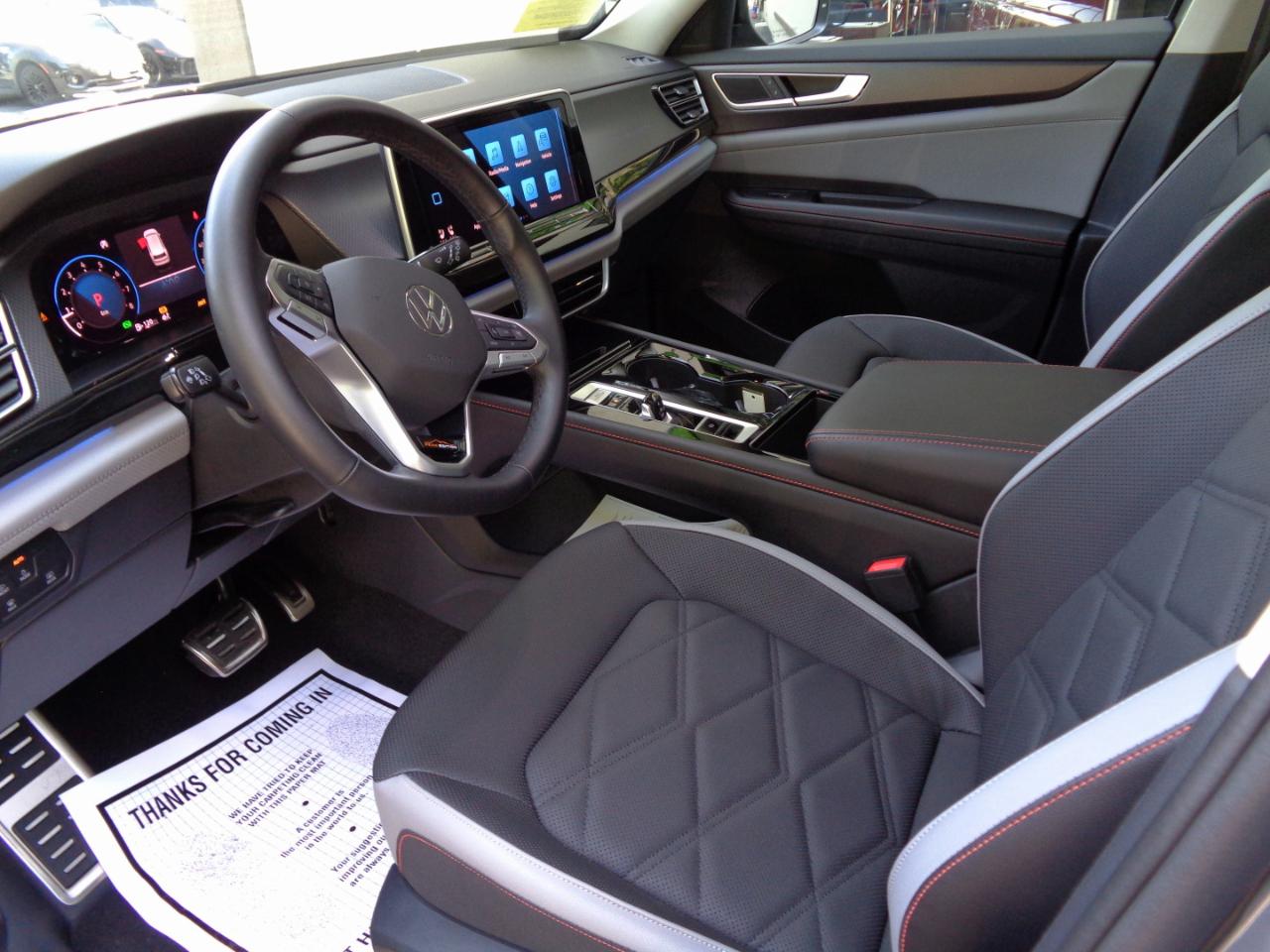 Volkswagen Atlas 2.0T Peak Edition 4MOTION 2025