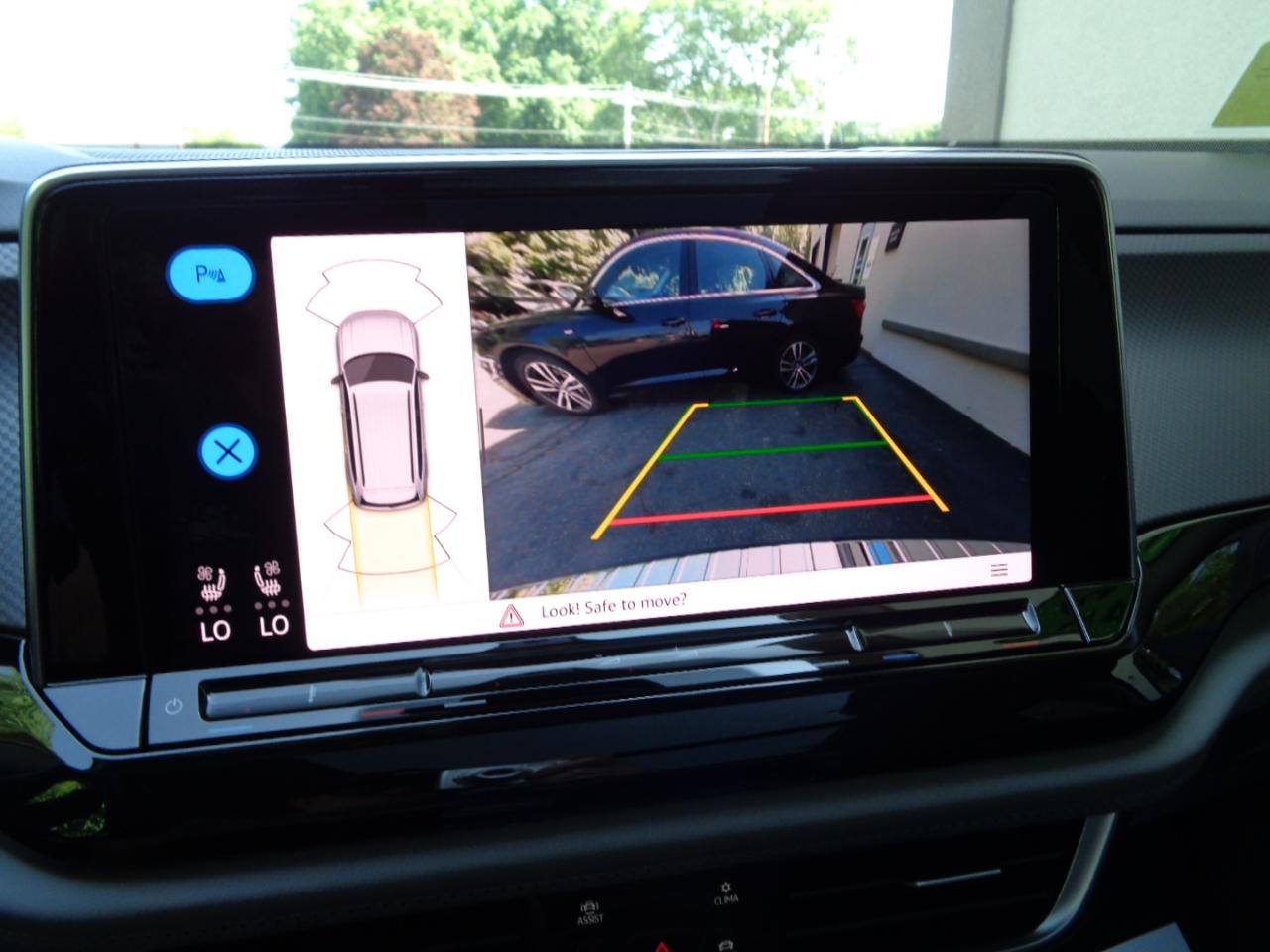 Volkswagen Atlas 2.0T Peak Edition 4MOTION 2025