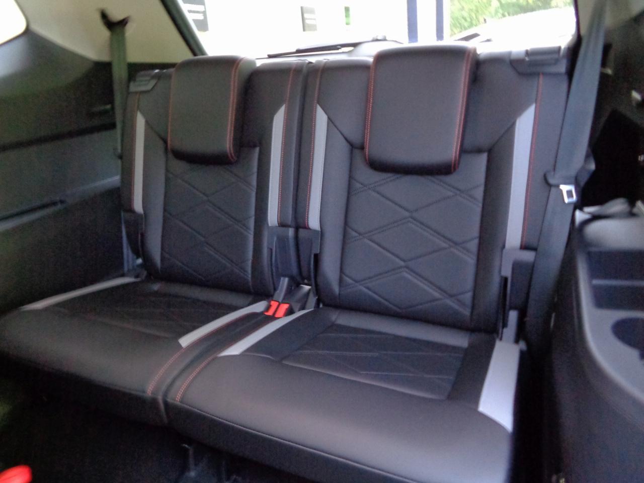 Volkswagen Atlas 2.0T Peak Edition 4MOTION 2025