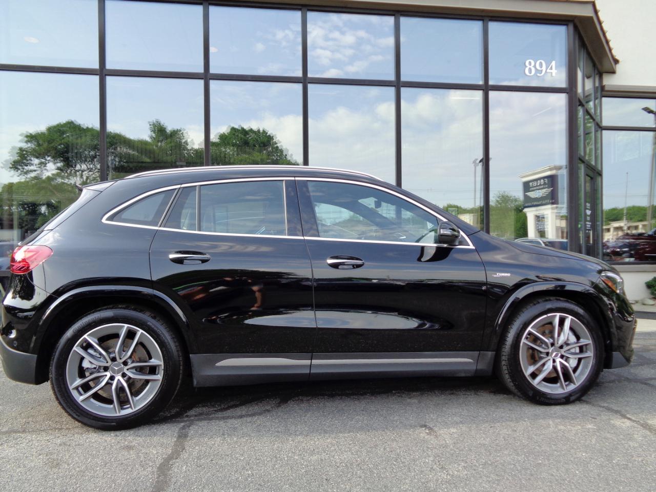 Mercedes-Benz GLA AMG GLA 35 4MATIC SUV 2025