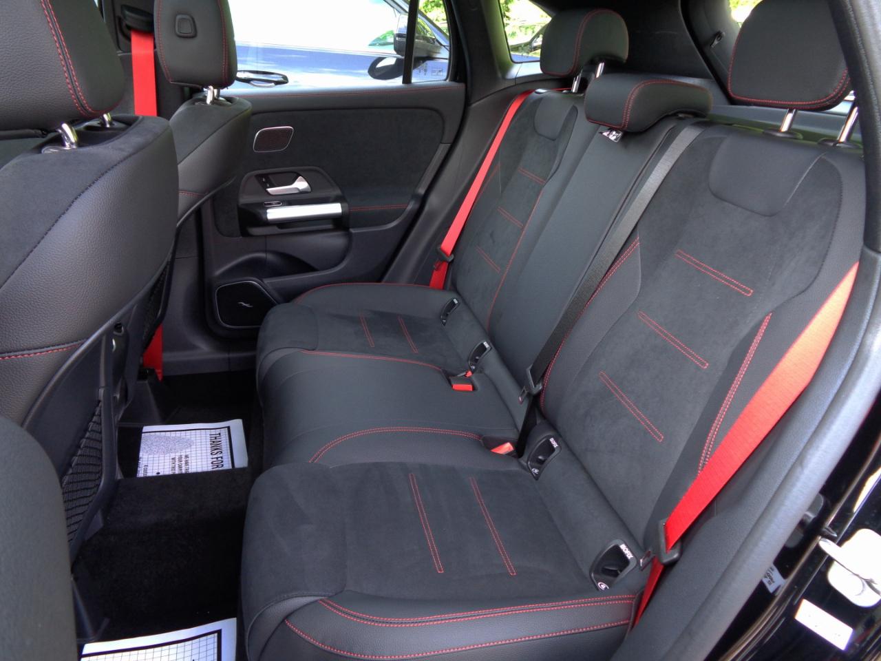 Mercedes-Benz GLA AMG GLA 35 4MATIC SUV 2025