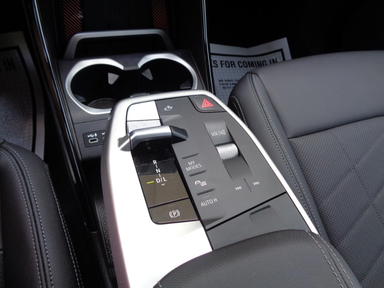 BMW X1 xDrive28i Sports Activity Vehicle 2023
