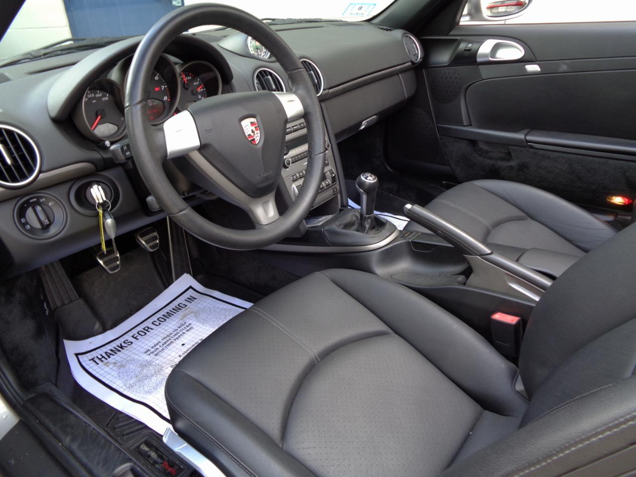 Porsche Boxster 2dr Roadster 2008