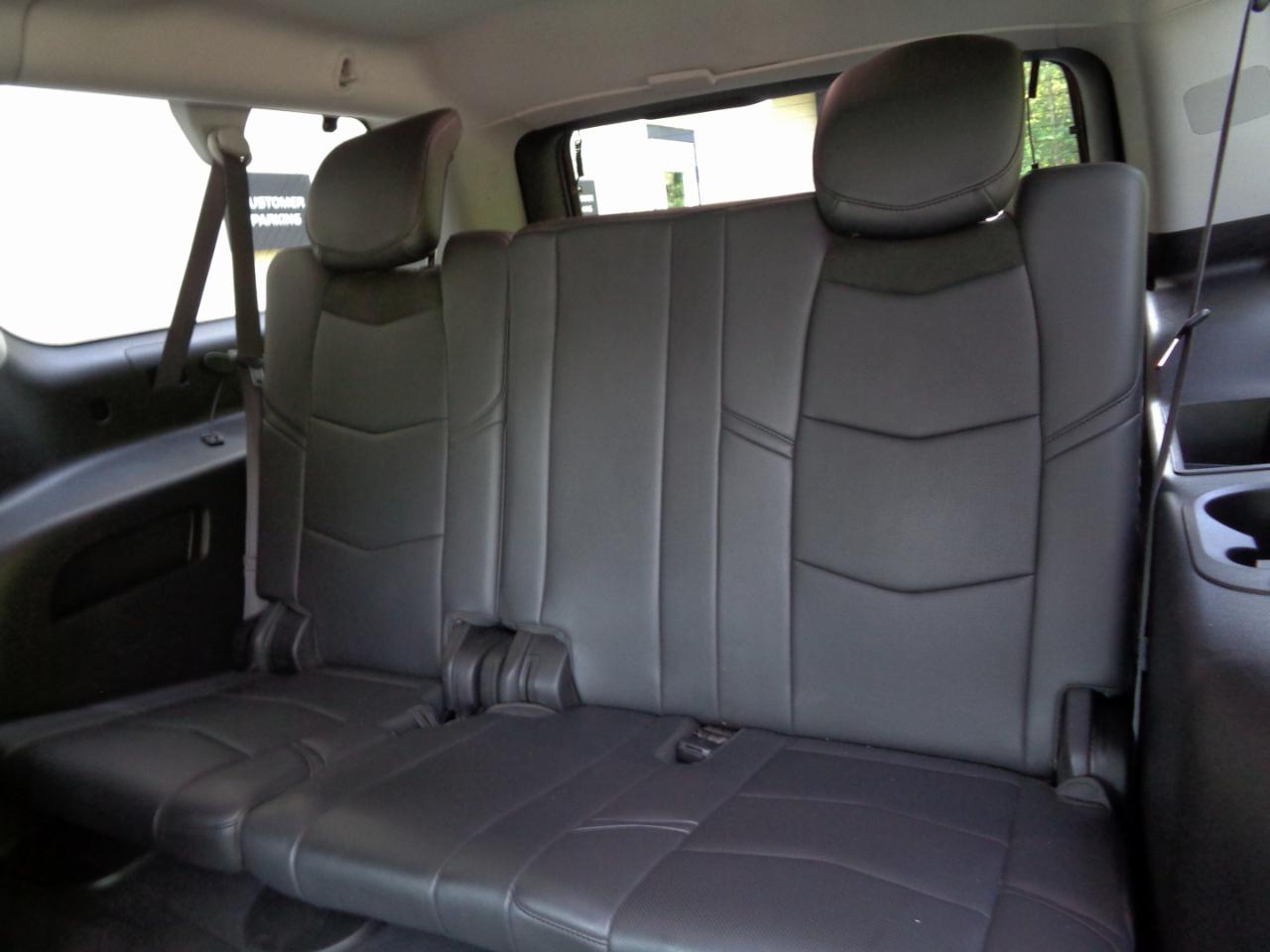Cadillac Escalade ESV 4WD 4dr Luxury 2015