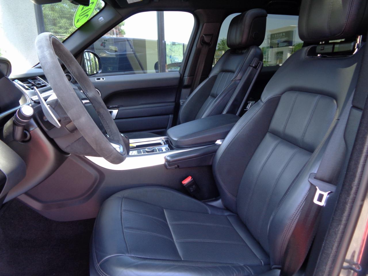 Land Rover Range Rover Sport Turbo i6 MHEV HST 2022