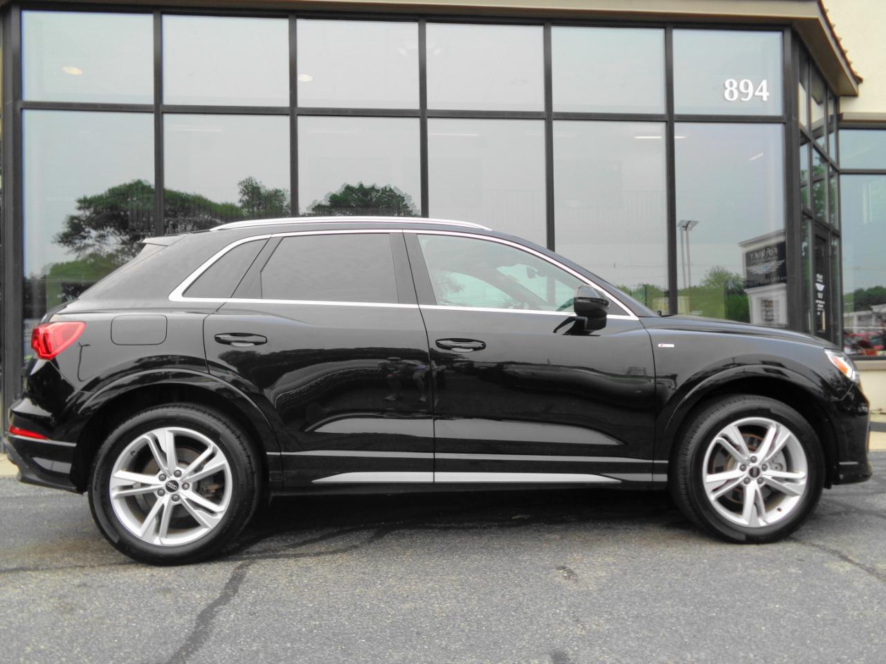 Audi Q3 S line Premium 45 TFSI quattro 2023