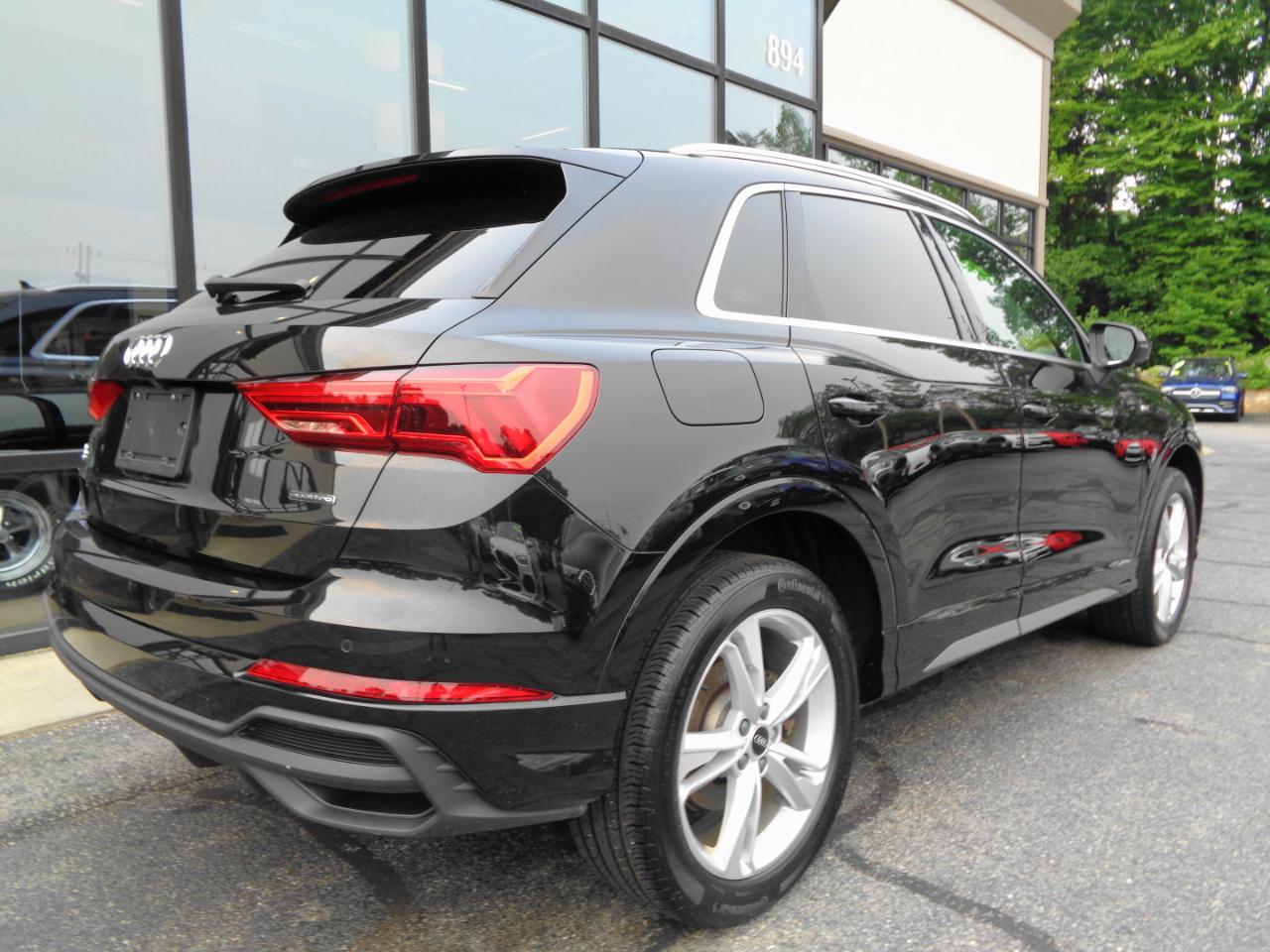 Audi Q3 S line Premium 45 TFSI quattro 2023