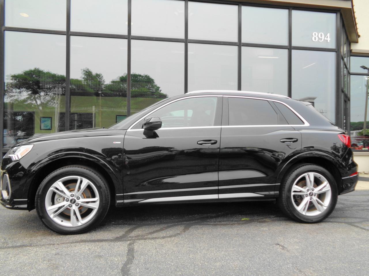 Audi Q3 S line Premium 45 TFSI quattro 2023