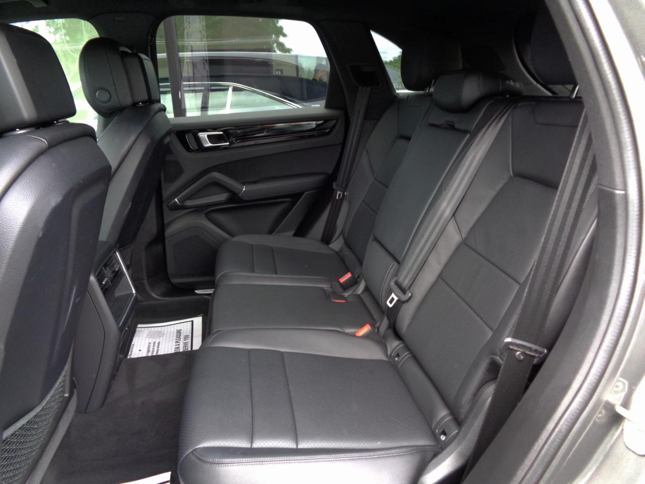 Porsche Cayenne AWD 2022