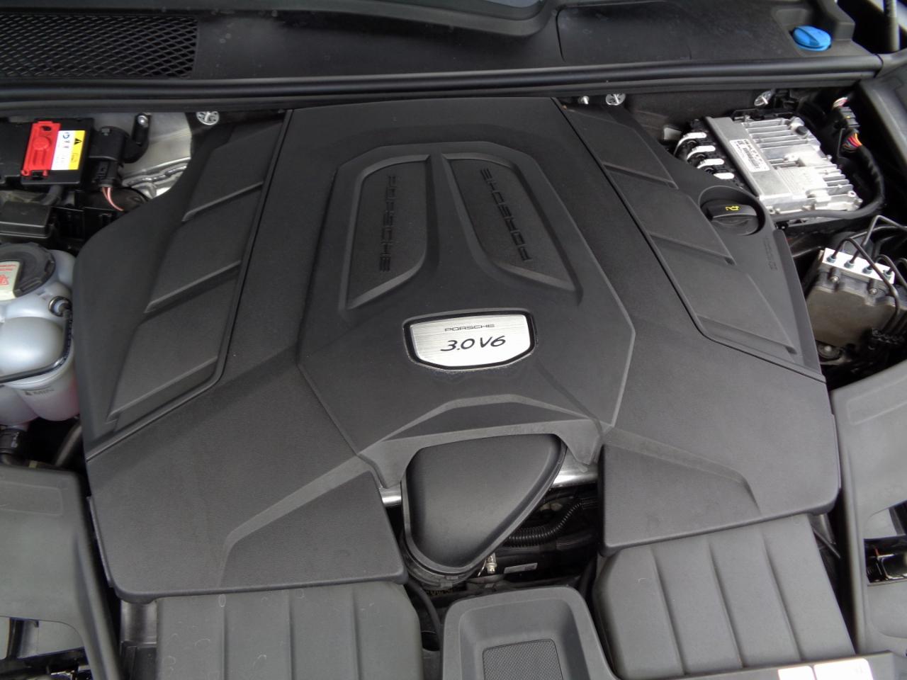 Porsche Cayenne AWD 2022