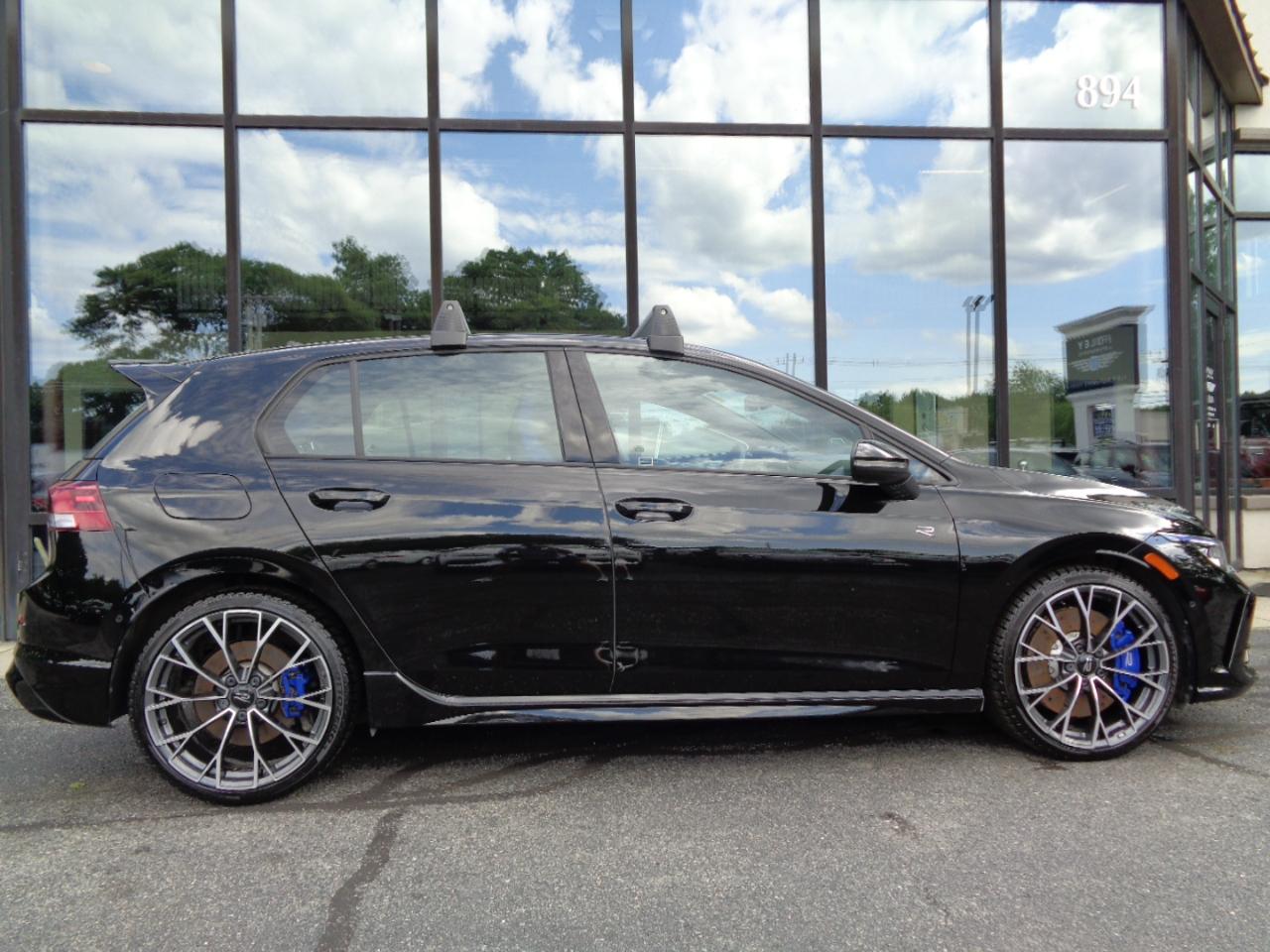 Volkswagen Golf R 2.0T DSG 2025
