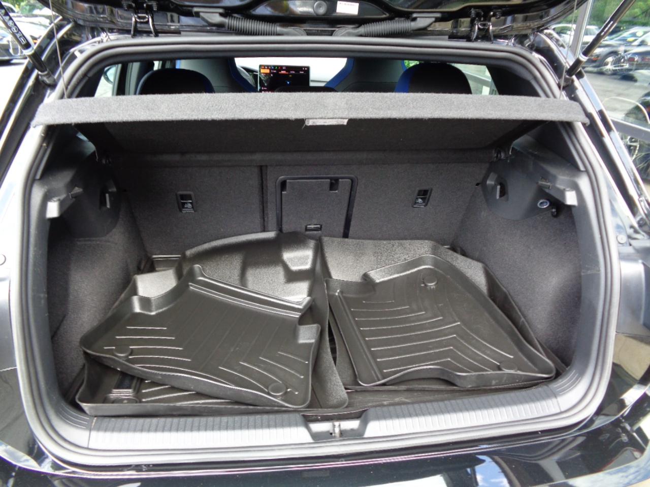 Volkswagen Golf R 2.0T DSG 2025