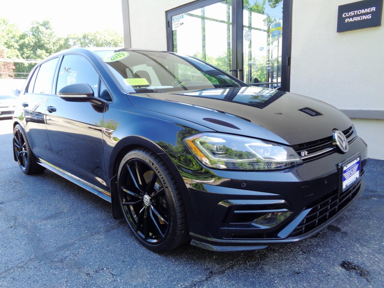 Volkswagen Golf R 2.0T Manual w/DCC/Nav 2019