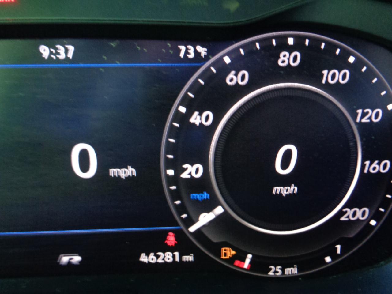 Volkswagen Golf R 2.0T Manual w/DCC/Nav 2019