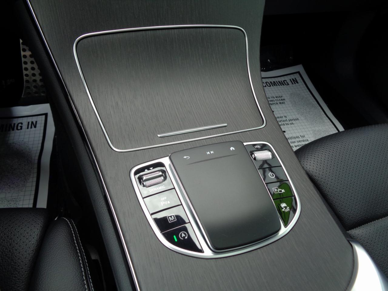 Mercedes-Benz GLC GLC 300 4MATIC SUV 2021