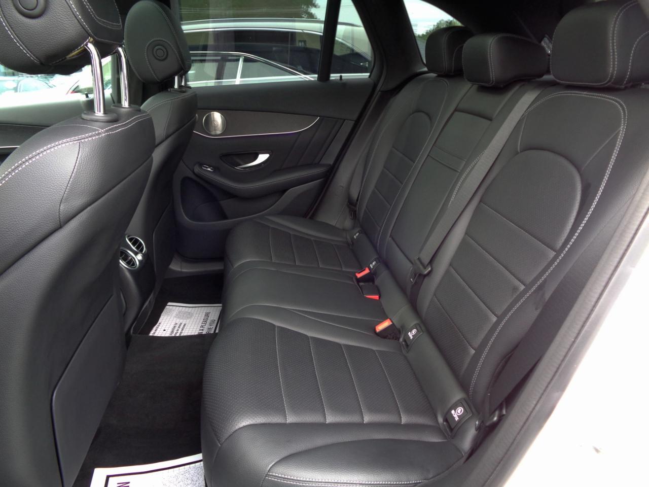 Mercedes-Benz GLC GLC 300 4MATIC SUV 2021