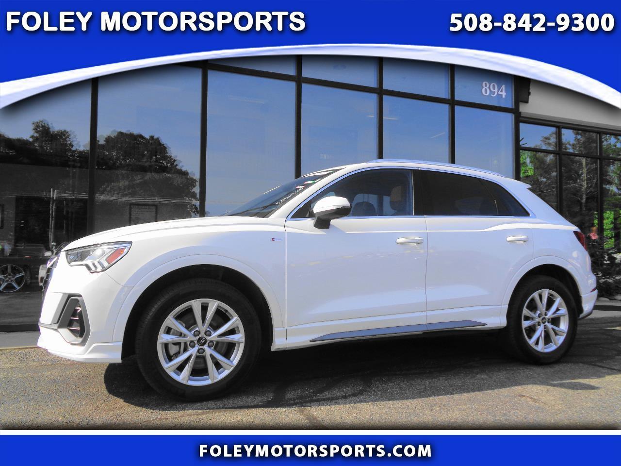 Audi Q3 S line Premium 45 TFSI quattro 2024