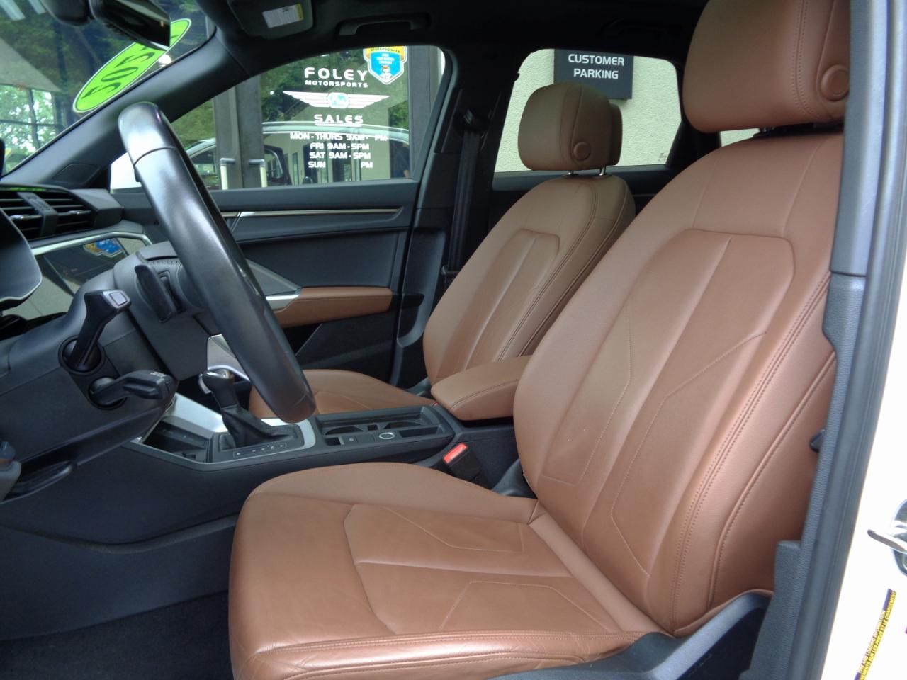 Audi Q3 S line Premium 45 TFSI quattro 2024