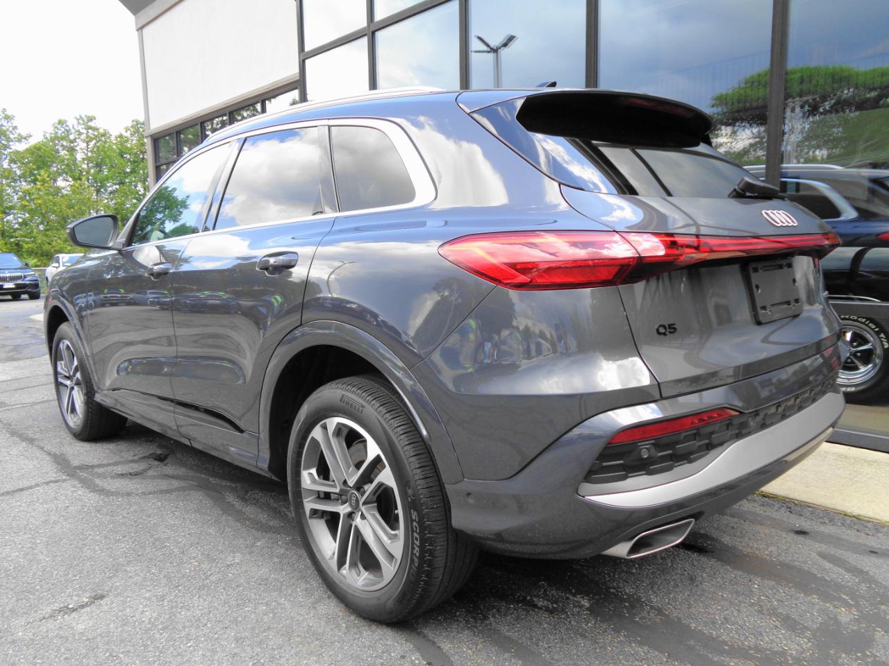 Audi Q5 Premium 2.0 TFSI quattro 2025