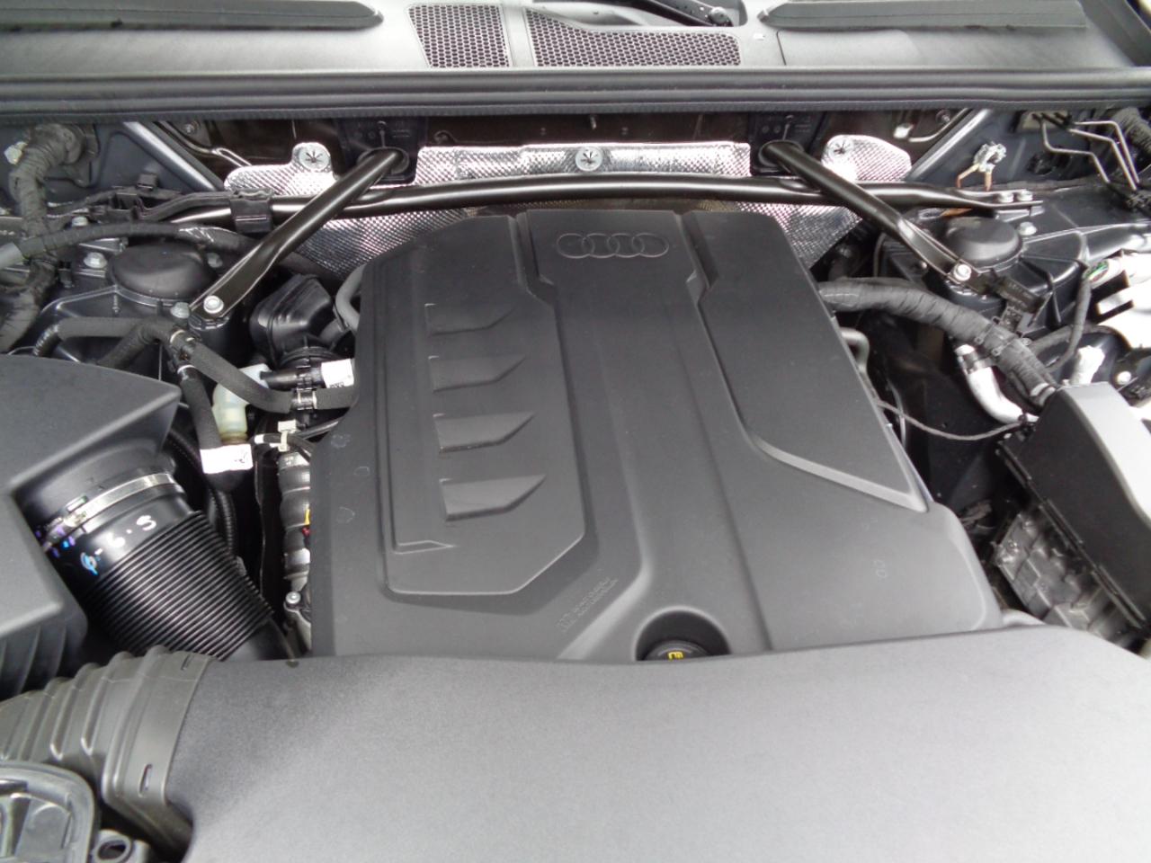 Audi Q5 Premium 2.0 TFSI quattro 2025