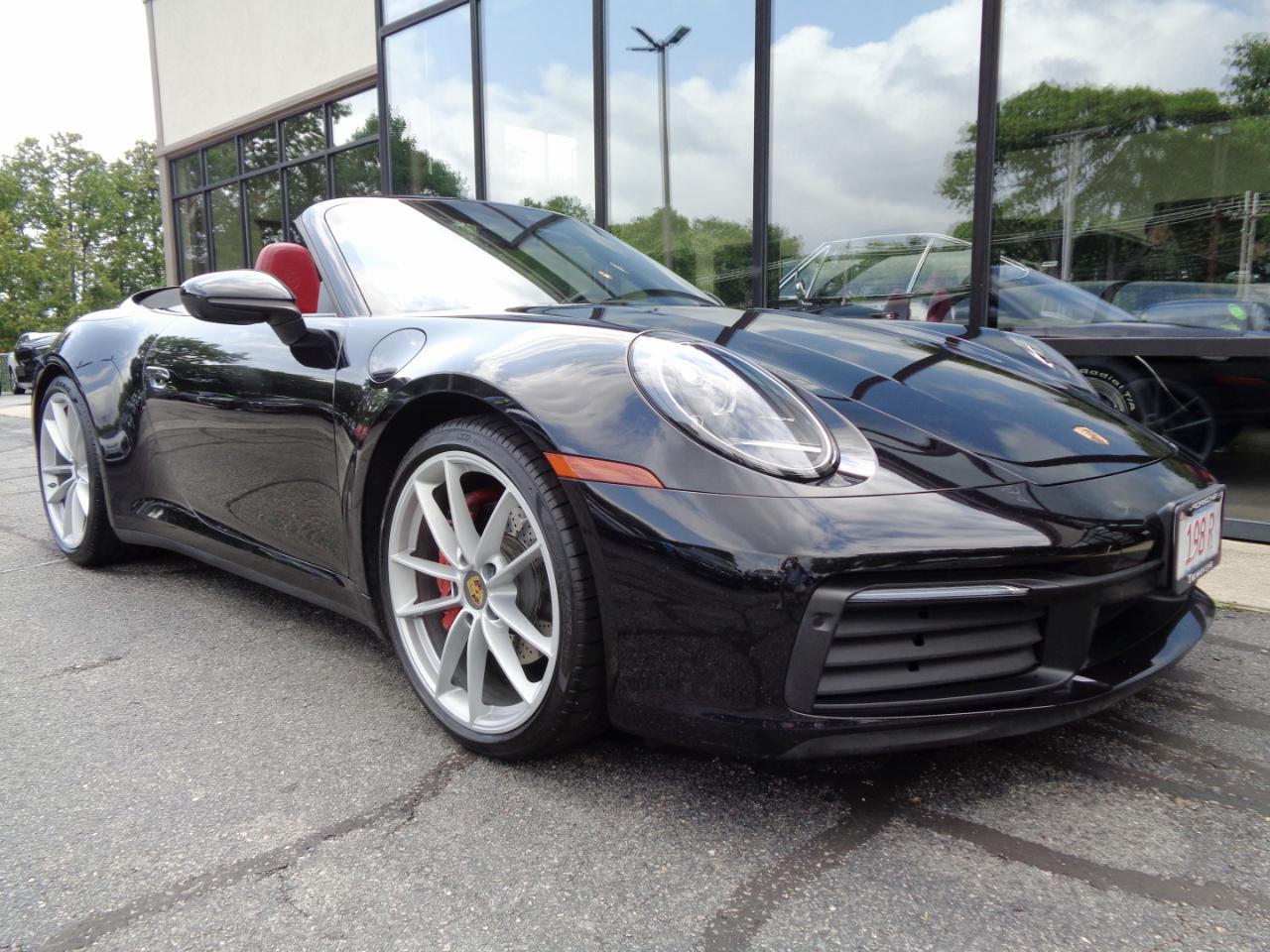 Porsche 911 Carrera Cabriolet 2021