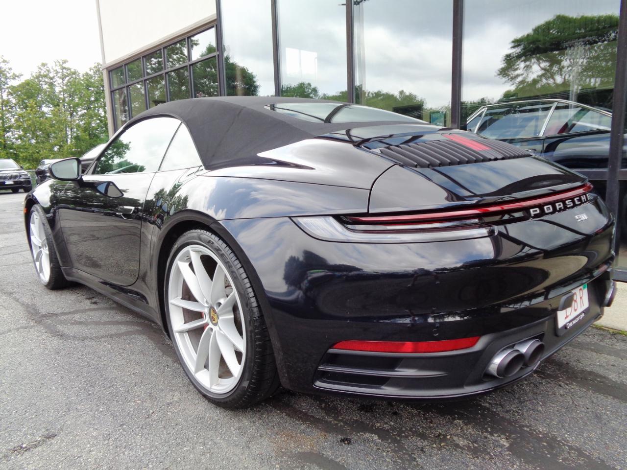 Porsche 911 Carrera Cabriolet 2021