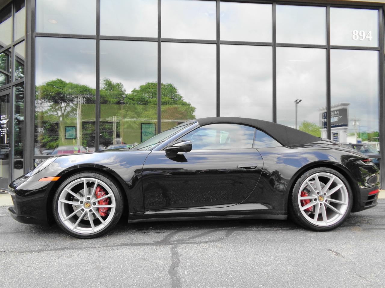 Porsche 911 Carrera Cabriolet 2021
