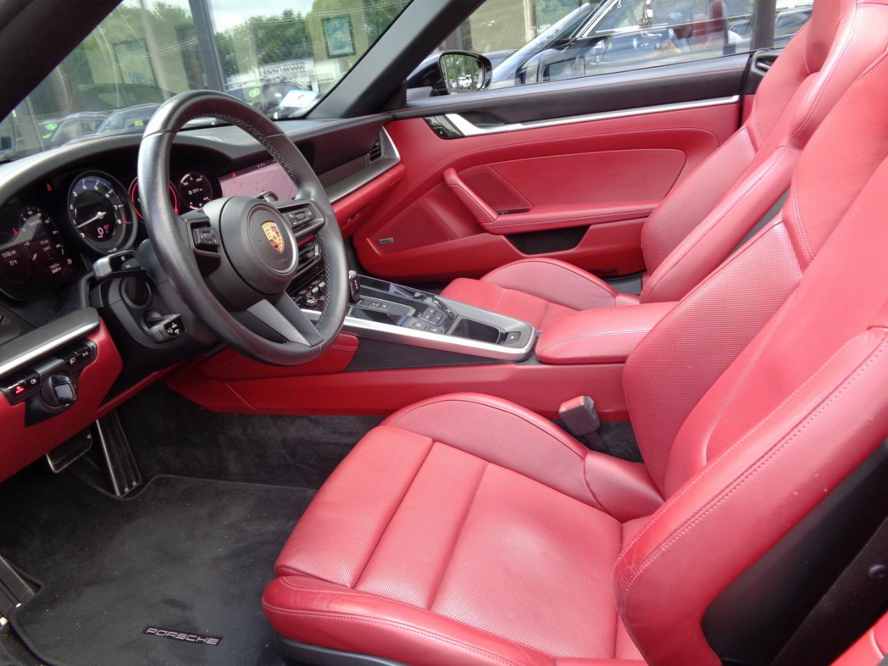 Porsche 911 Carrera Cabriolet 2021