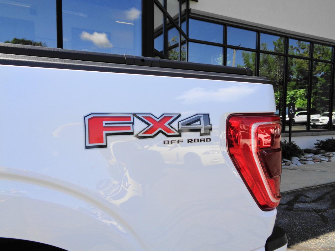 Ford F-150 XLT SuperCrew 5.5-ft. Bed 4WD 2021