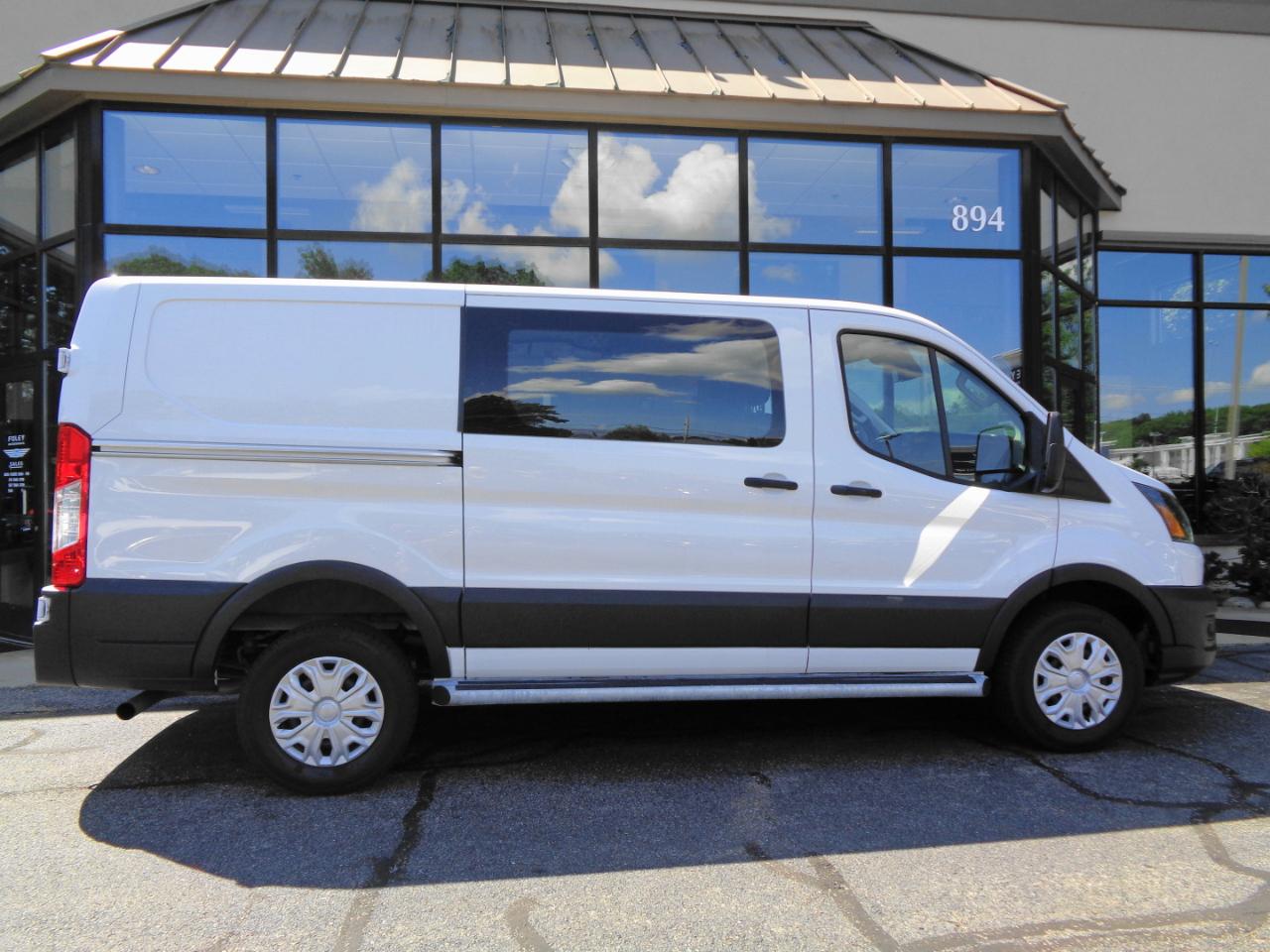 Ford Transit Cargo Van T-250 130" Low Rf 9070 GVWR RWD 2025