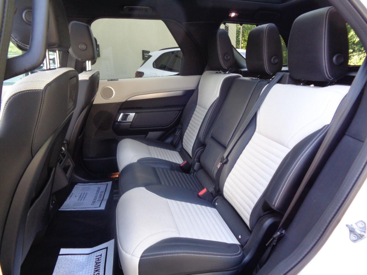 Land Rover Discovery P300 S R-Dynamic 2021
