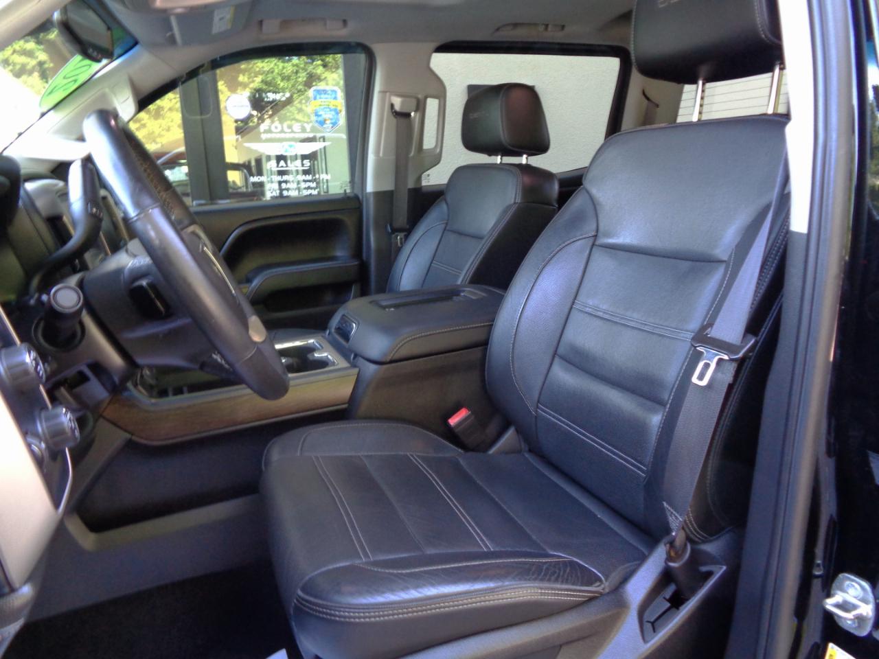 GMC Sierra 1500 4WD Crew Cab 143.5" Denali 2017