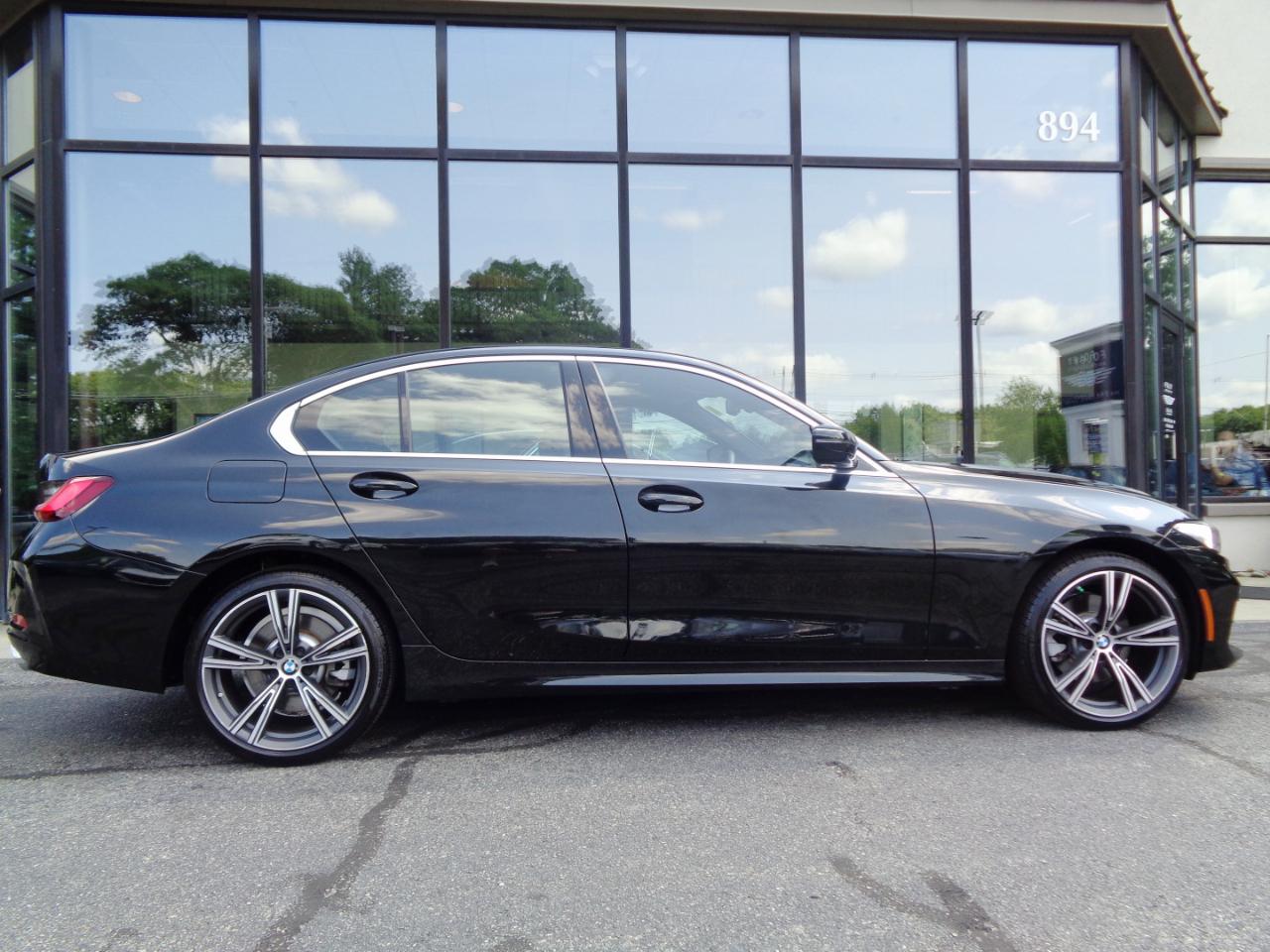 BMW 3 Series 330i xDrive Sedan 2023