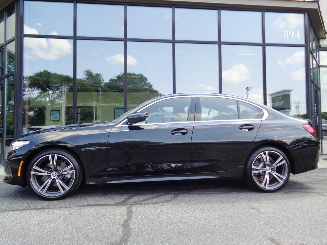 BMW 3 Series 330i xDrive Sedan 2023
