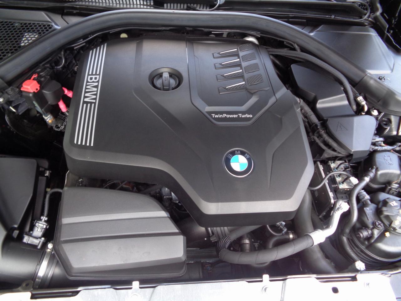 BMW 3 Series 330i xDrive Sedan 2023