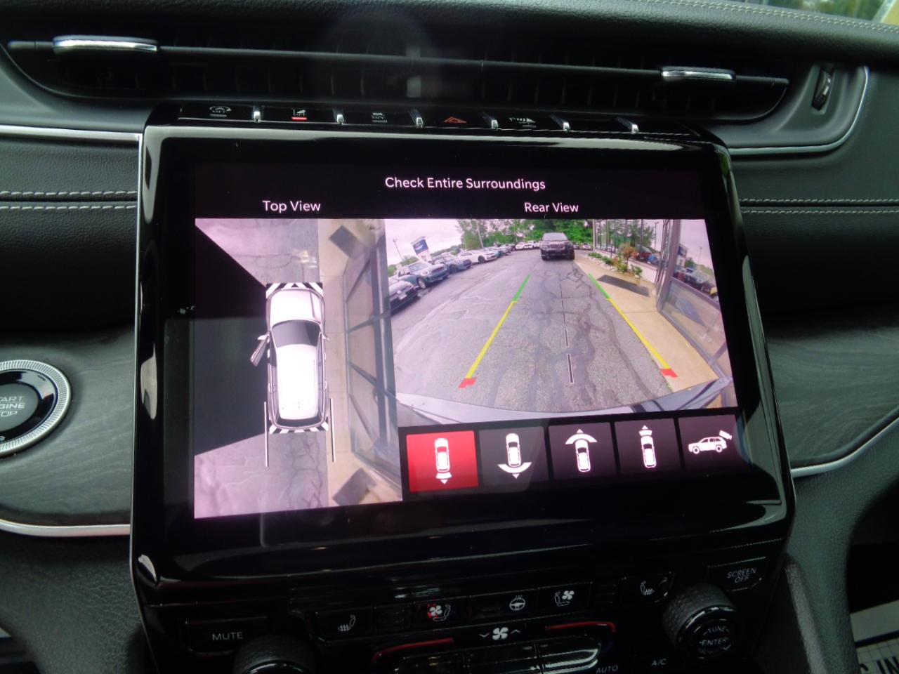 Jeep Grand Cherokee Limited 4x4 2023
