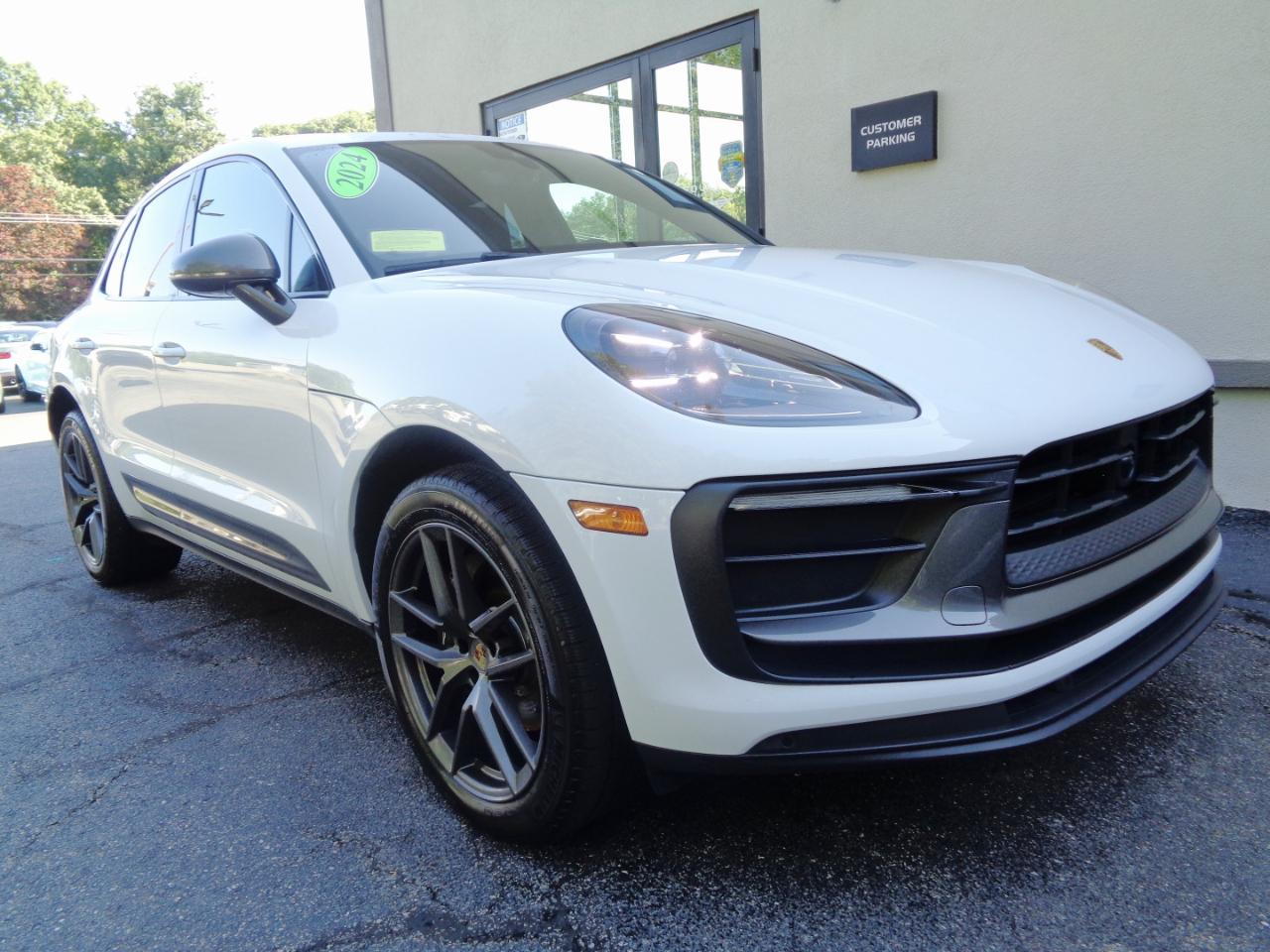 Porsche Macan T AWD 2024