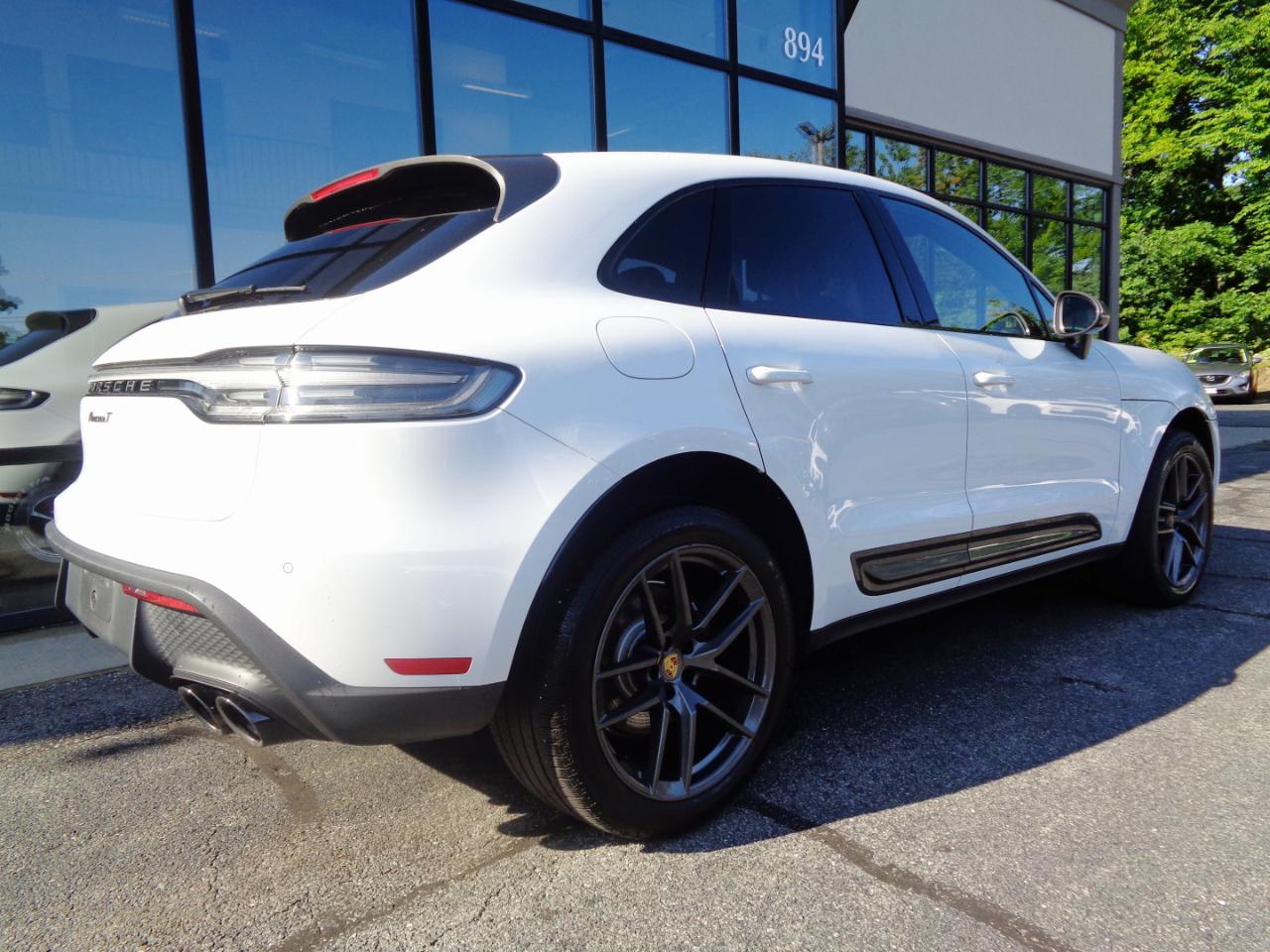 Porsche Macan T AWD 2024