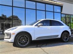 2024 Porsche Macan 