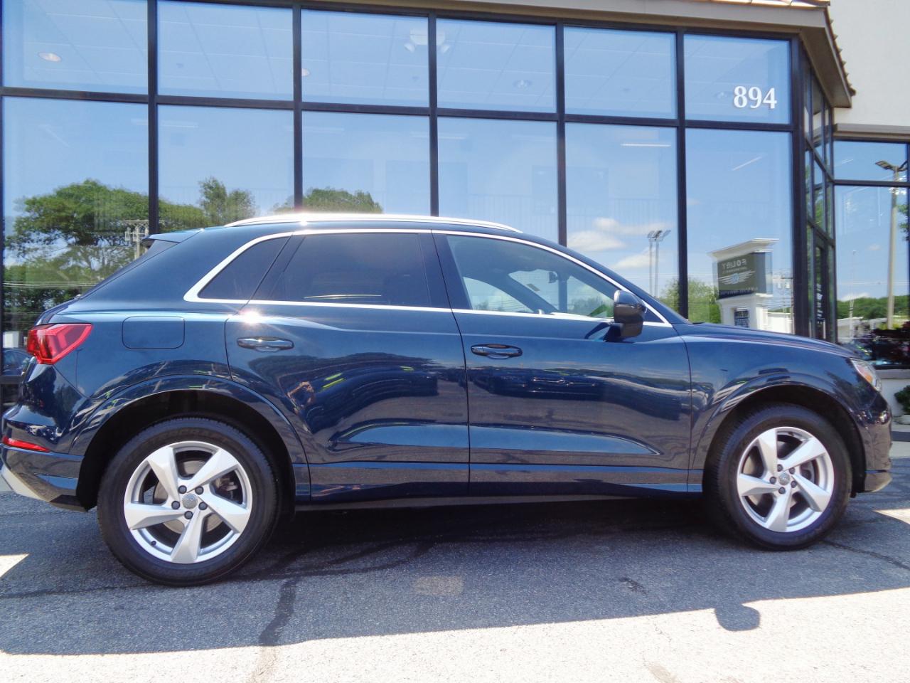 Audi Q3 Premium Plus 45 TFSI quattro 2020