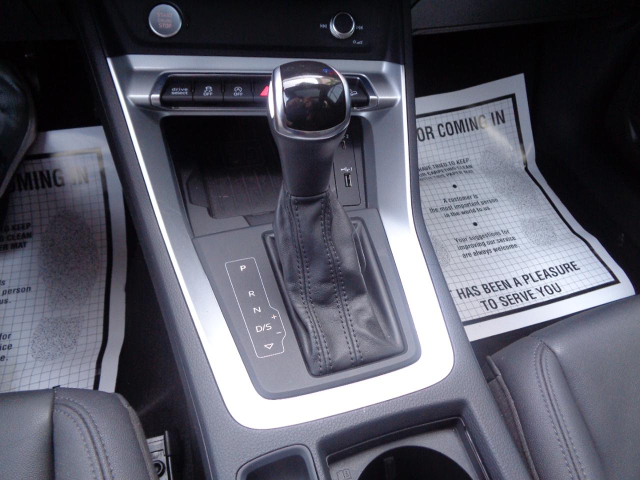 Audi Q3 Premium Plus 45 TFSI quattro 2020