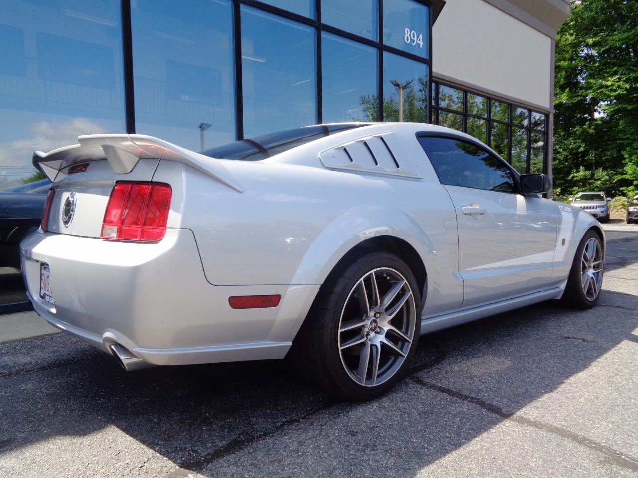Ford Mustang  2007